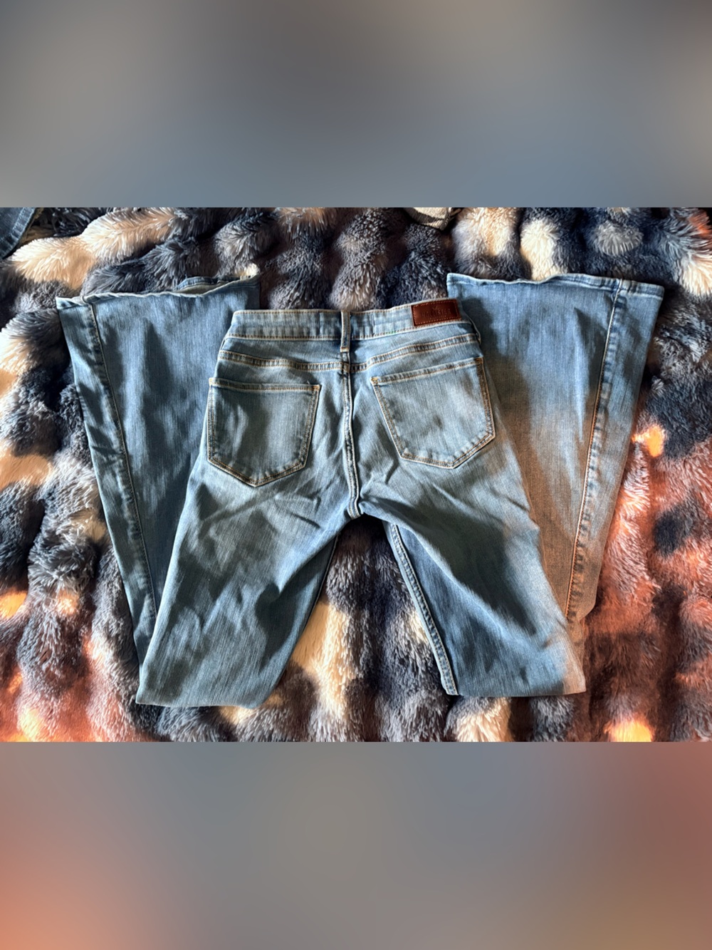 Hollister Light Blue Low-Rise Flare Jeans - Picture 4 of 5